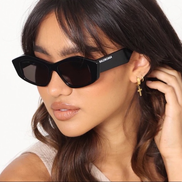 NEW BALENCIAGA SUNGLASSES BB0106S 001 EYEWEAR BALENCIAGA BB 0106S BLACK - Picture 3 of 11